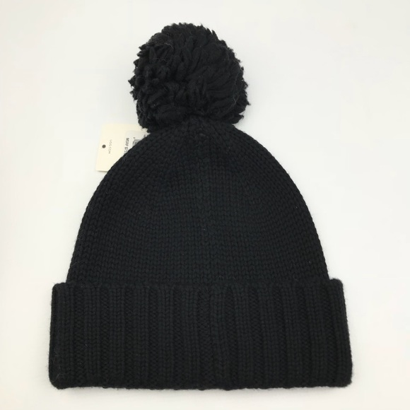 Ugg black knit Pom Pom Beanie - Picture 5 of 8